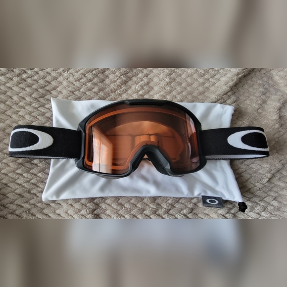 Oakley Ski Goggles with Prizm Lens Black Frame Women's - Picture 2 of 5